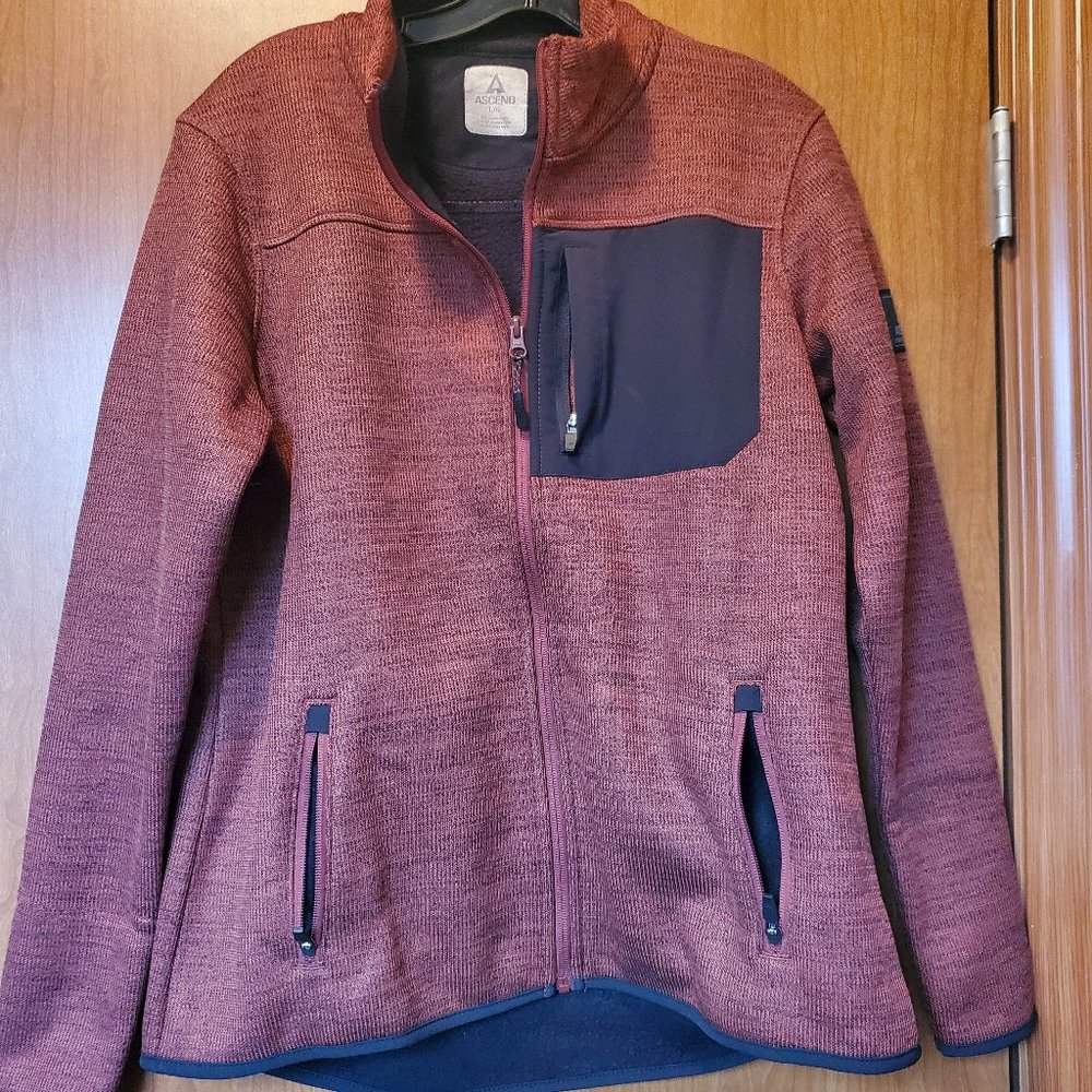 Ascend Expedition Womrns Jacket Large NWT